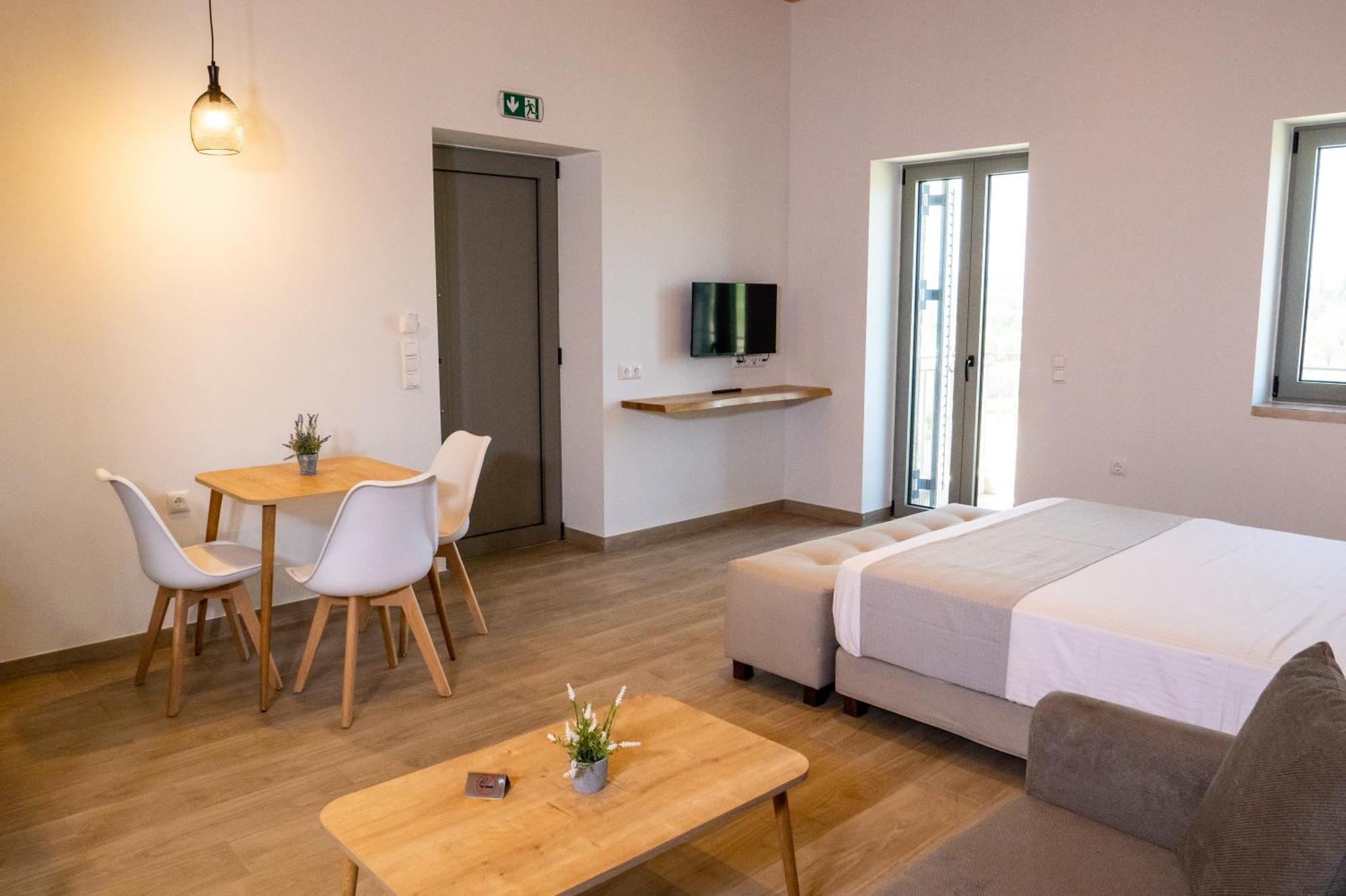 Olivar Suites ปลีตรา ภายนอก รูปภาพ